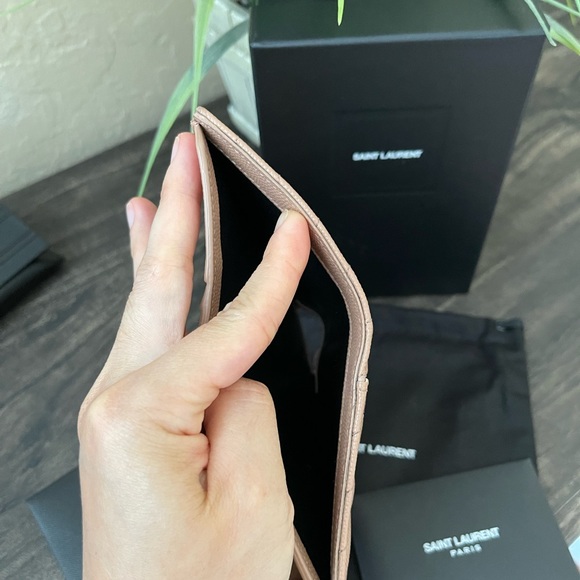 Ysl wallet 💕 - Picture 13 of 14